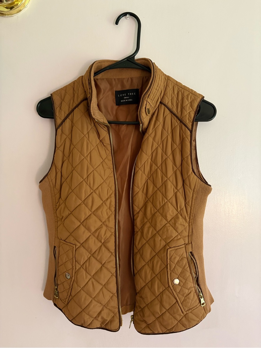 Love Tree Quilted Tan Sleeveless Puffer Vest